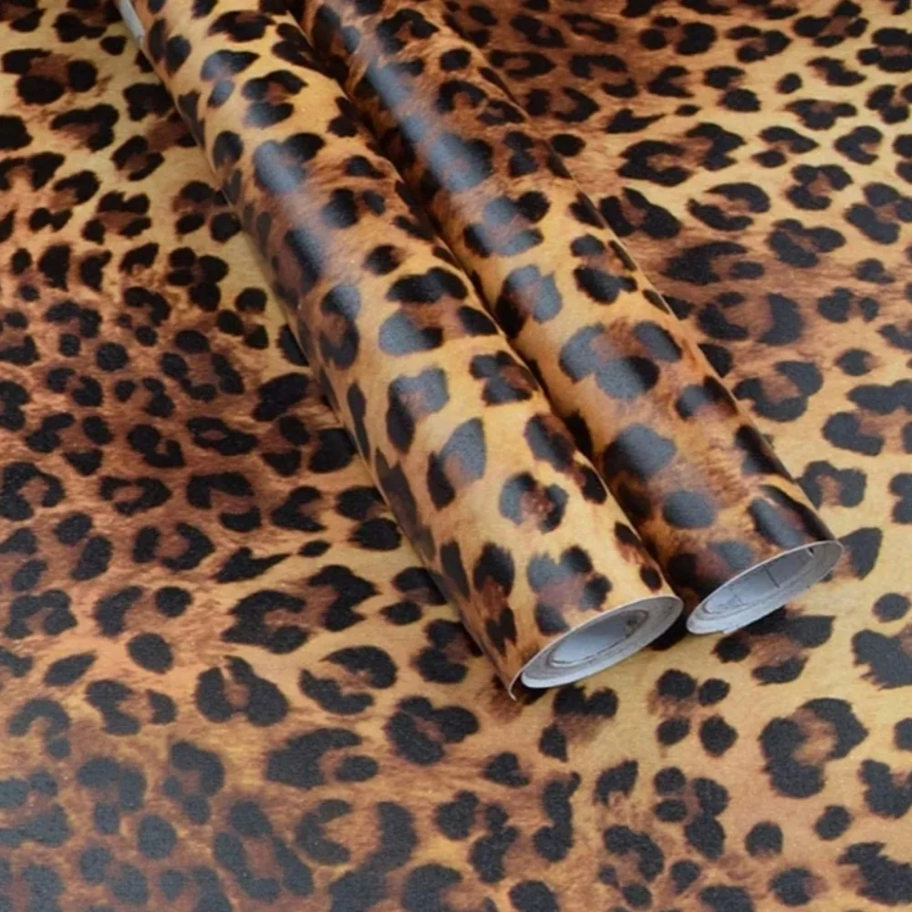 Leopard Peel & Stick Roll of Liner